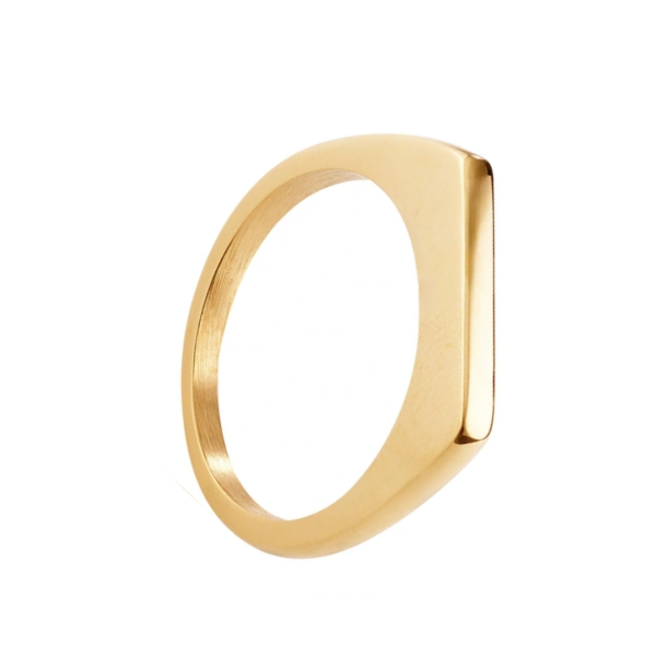 Anillo liso rectangular en acero dorado